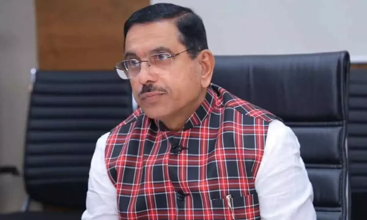 Union Minister Pralhad Joshi’s ‘Brother’ Booked In Cheating Case