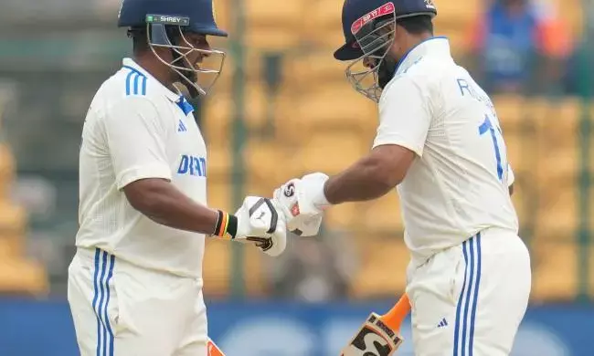 IND vs NZ: Lunch break.. Sarfaraz - Rishabh Pant aggressive.. Match stopped by rain