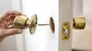 Why is it Necessary to Replace Door Knob? Why is it Necessary to Replace Door Knob?