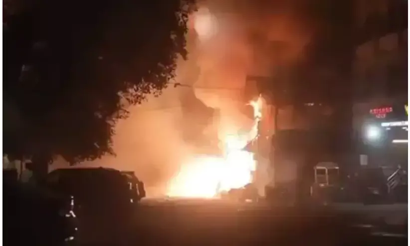 Massive fire in firecracker shop in Hyderabad