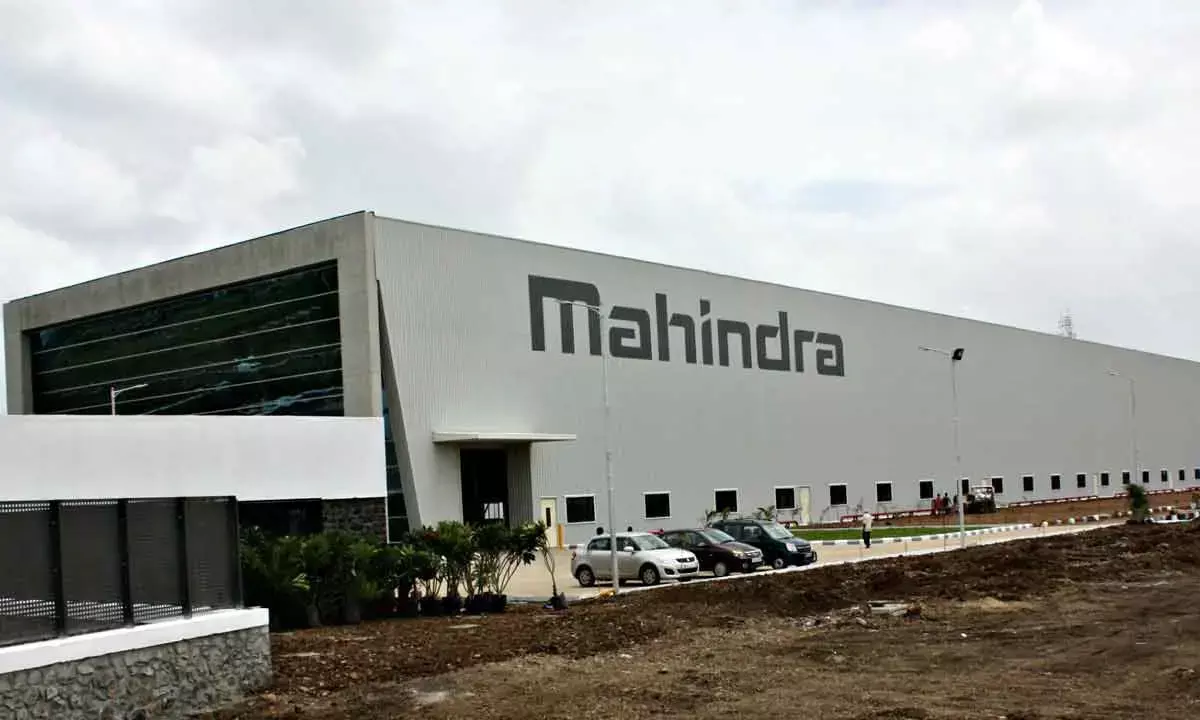 Mahindra Q2 PAT Rises 35% To Rs 3,171 Cr In 3 Months