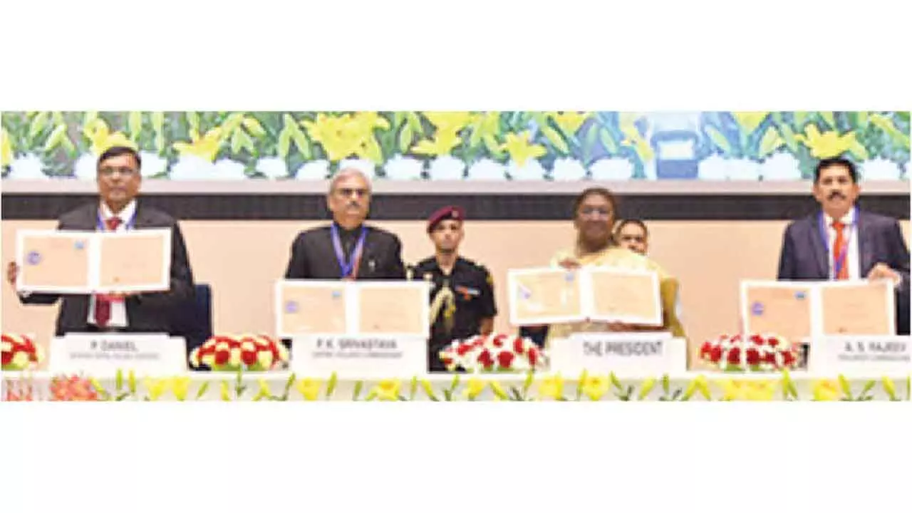 Prez Murmu Pushes For Prompt Legal Action Against Corrupt