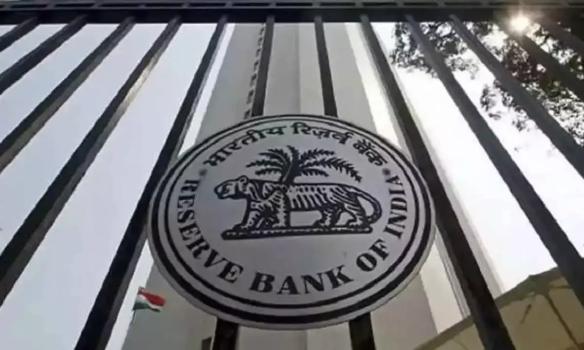 Fed Has Cut Rate, But RBI Is In No Hurry To Follow Suit