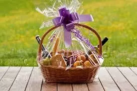 Raise a Glass: Perfect Gift Baskets for Christmas, Thanksgiving, and Birthdays Raise a Glass: Perfect Gift Baskets for Christmas, Thanksgiving, and Birthdays