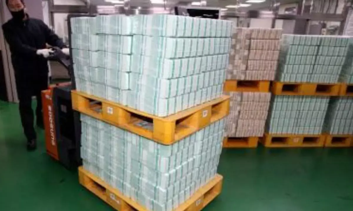 South Korean banks loan delinquency ratio falls in September