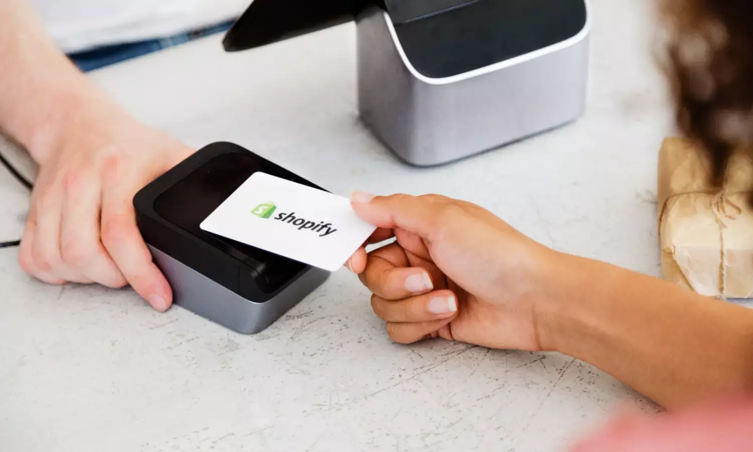 The Shopify Boom: How E-commerce Platforms Transformed Small Businesses Globally