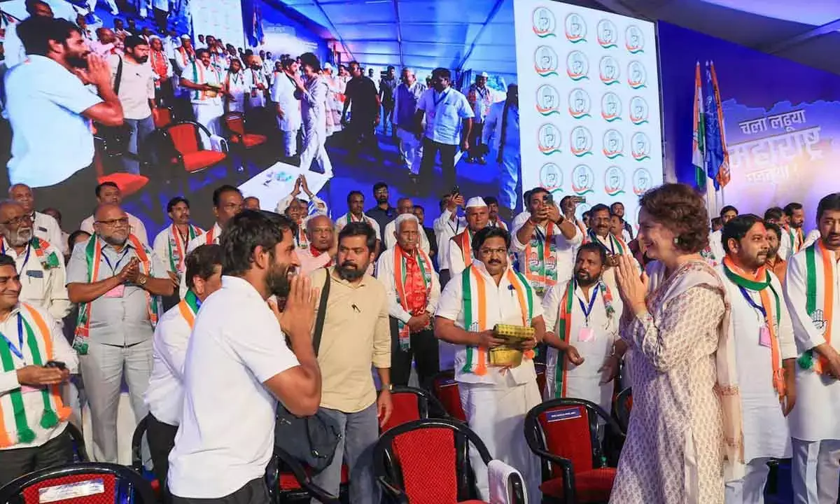 Over 2.5 Lakh Vacant Posts In Maharashtra