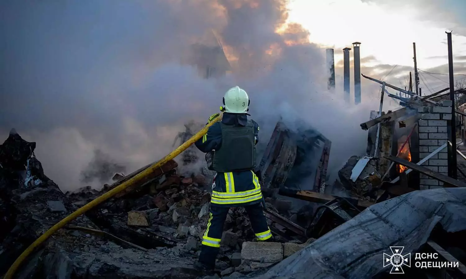 Russia Launches Missile & Drone Attack On Ukraine; Targets Energy Infrastructure Russia Launches Missile & Drone Attack On Ukraine; Targets Energy Infrastructure