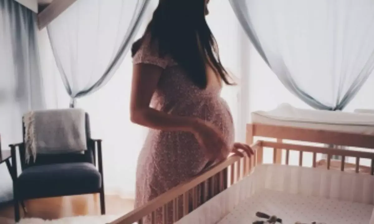 7 in 10 S. Korean women cite child-rearing, pregnancy as reasons for career break