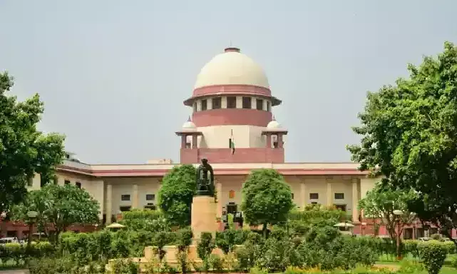 Sale certificate issued in pursuance to a courts auction not required to be stamped: SC