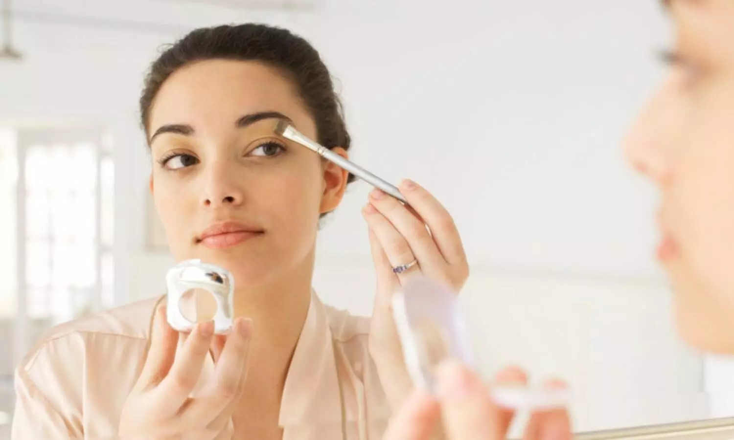 5 Best Primers for Flawless, Long-Lasting Makeup 5 Best Primers for Flawless, Long-Lasting Makeup