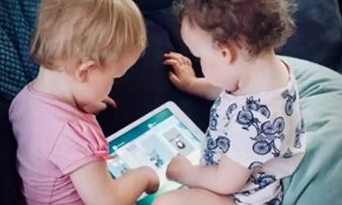 How Parental Screen Use Shapes Children’s Development