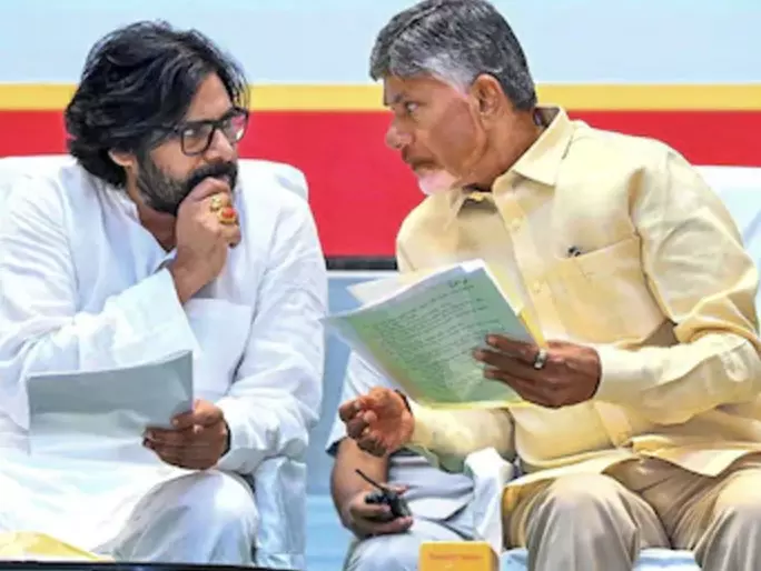 Andhra Pradesh CM Naidu dissolves State’s Waqf Board; BJPs Amit Malviya praises move Andhra Pradesh CM Naidu dissolves State’s Waqf Board; BJPs Amit Malviya praises move
