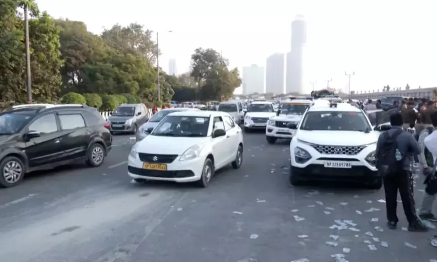 Farmers vacate protest site, traffic resumes on Noida Expressway