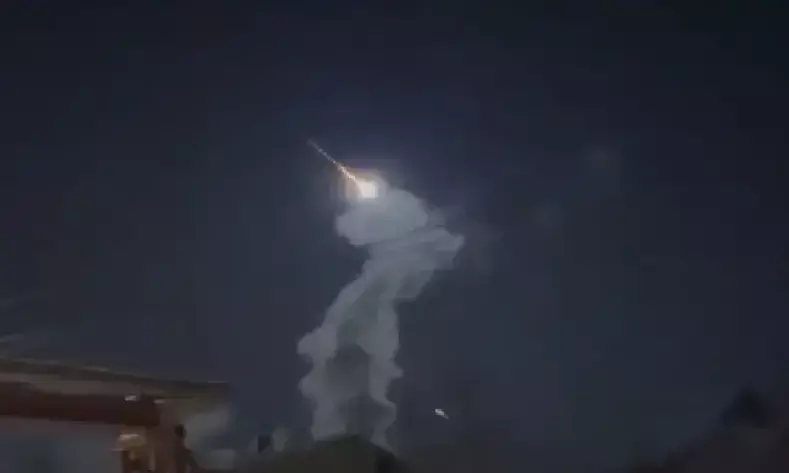 Asteroid collides with Earth, creates fireball over Russia