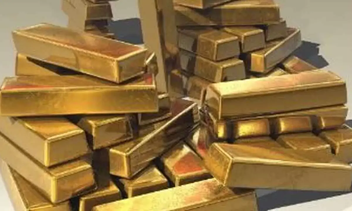 Gold Declines Rs 1,400; Silver Nosedives Rs 4,200