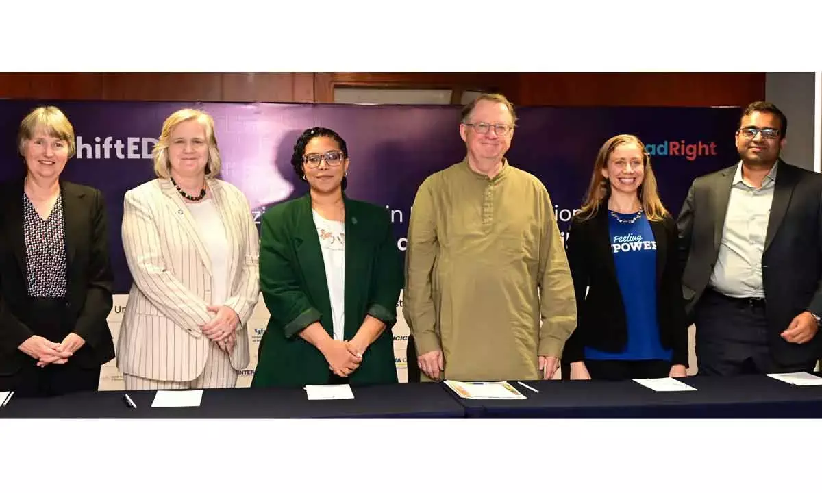 GradRight Holds Event On Overseas Education