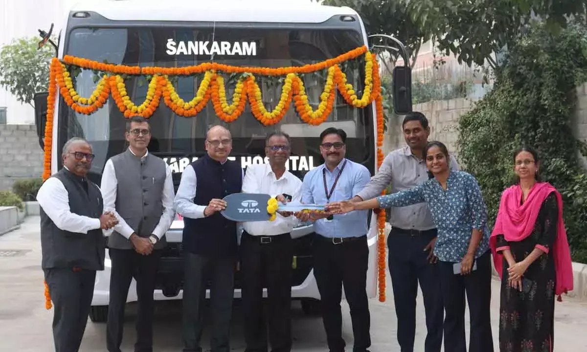 Chola Insurance Gesture For City Eye Hospital