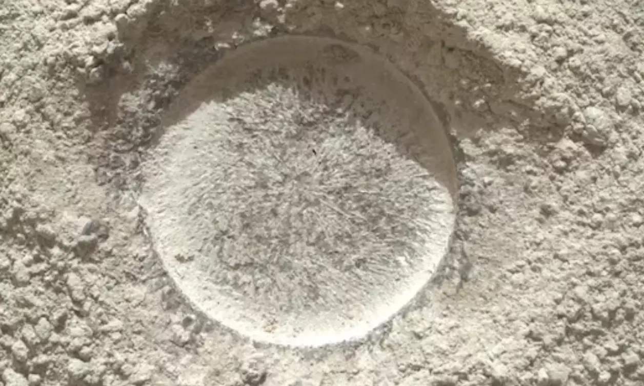 NASA Mars Rover looks out for Lookout Hill