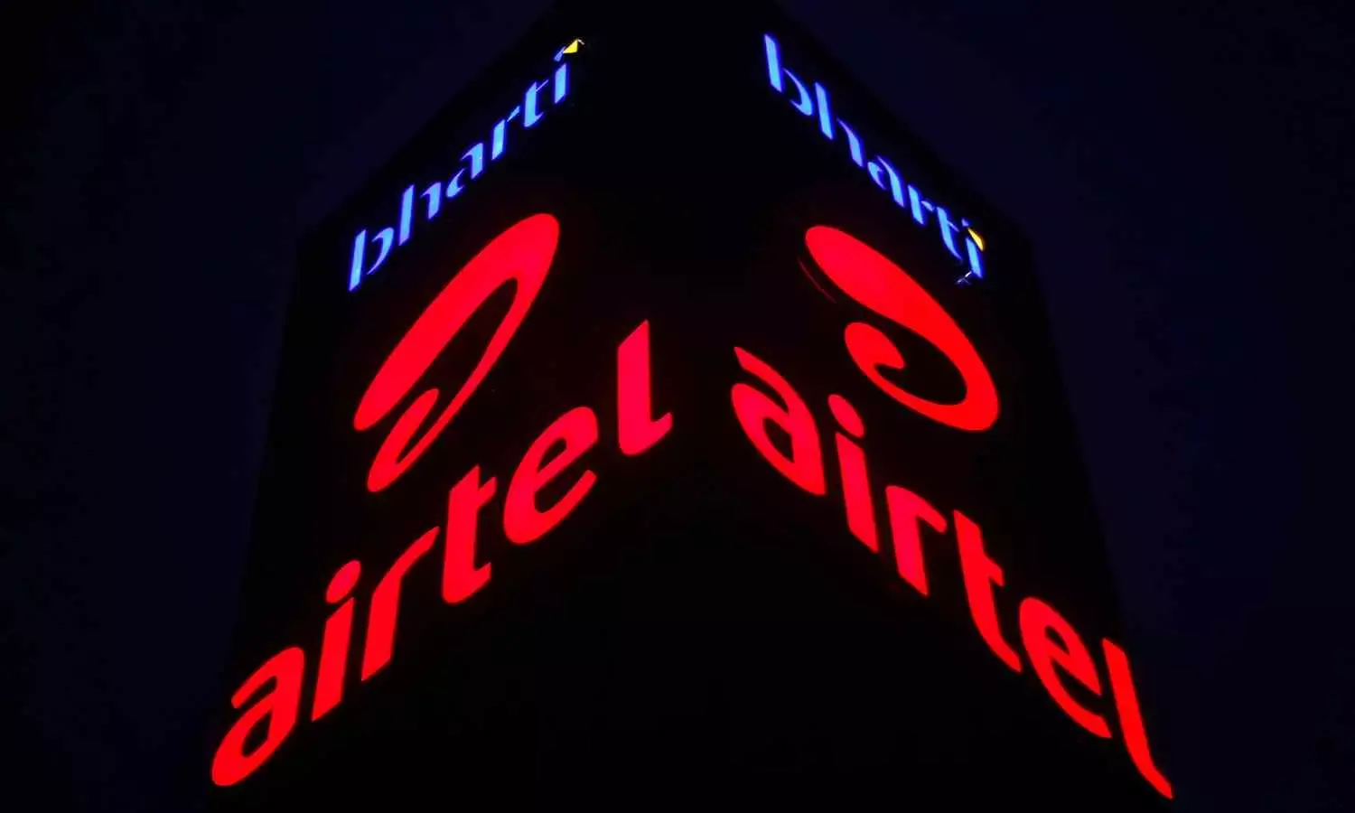 Bharti Airtel Clears 2016 Spectrum Liabilities by Paying ₹3,626 crores