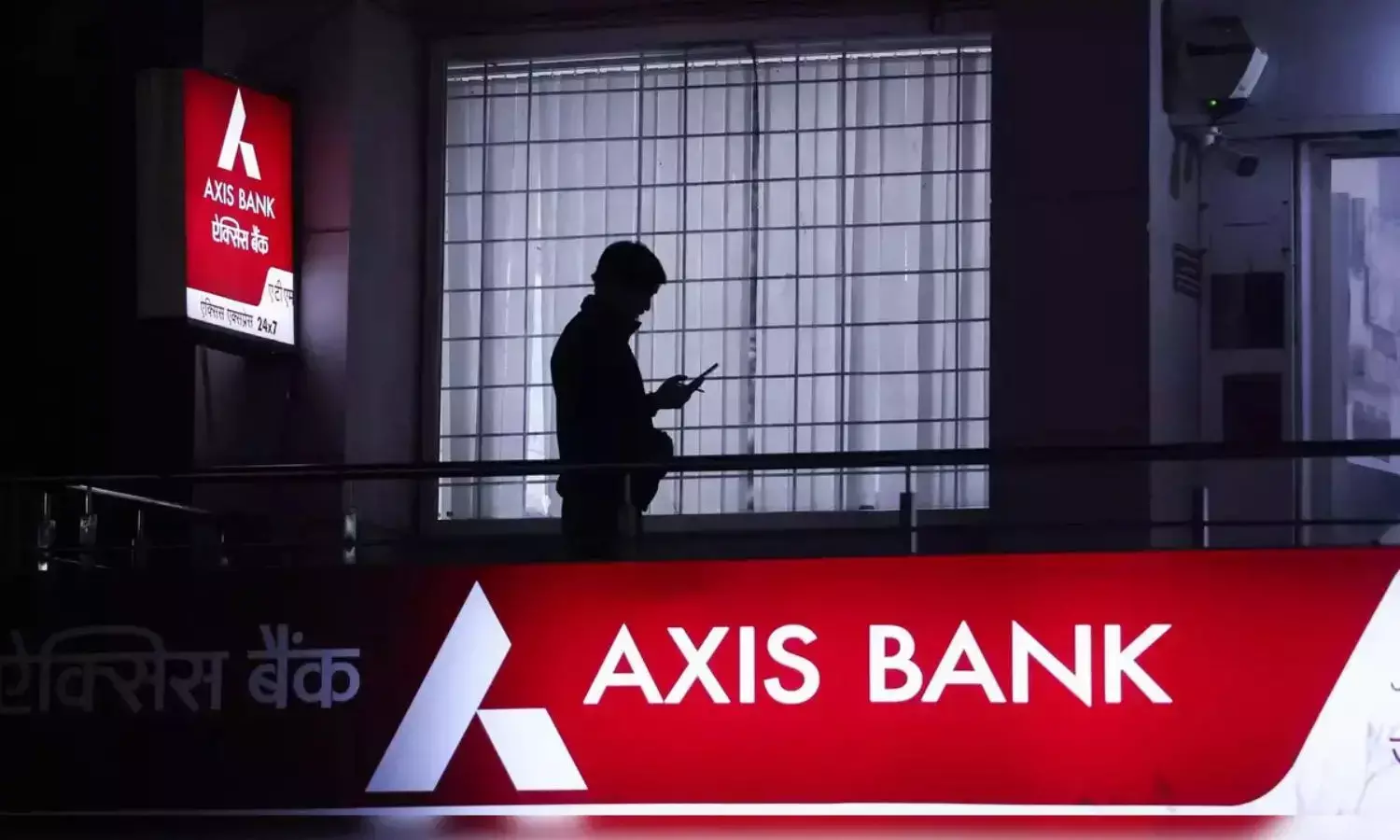 Axis Bank Revises Credit Card Charges: What You Need to Know