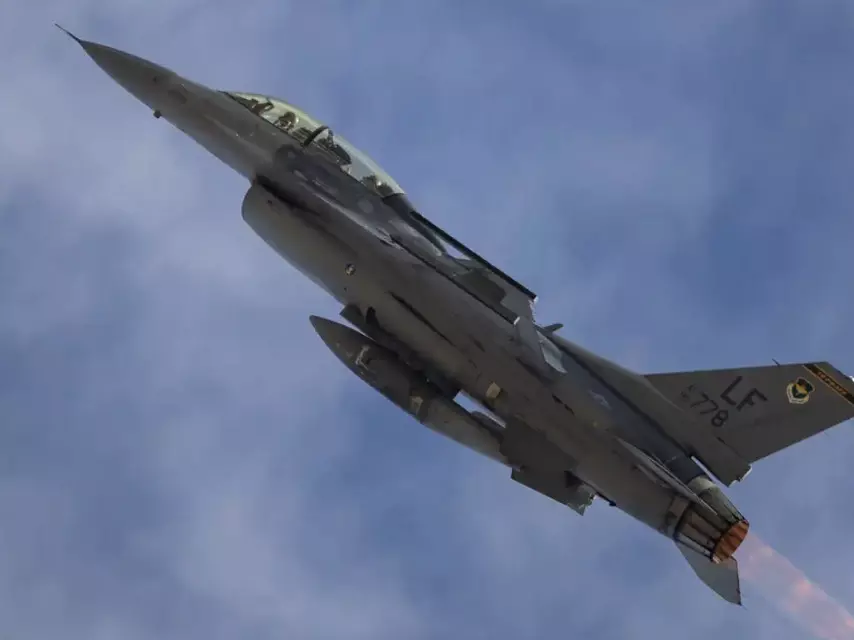 US shoots down Its own navy pilots over Red Sea US shoots down Its own navy pilots over Red Sea