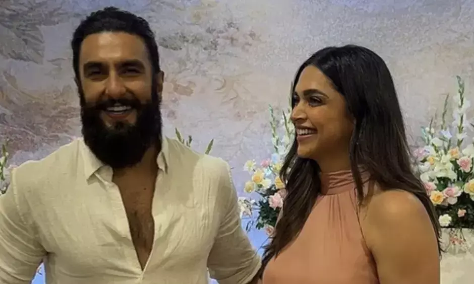 Paparazzo reveals details of Ranveer Singh and Deepika Padukones introduction of daughter Dua