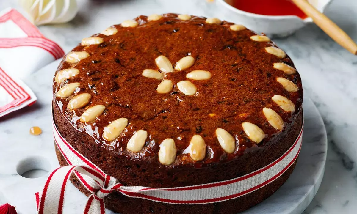 Best Christmas Cake Recipe for a Festive Holiday Celebration