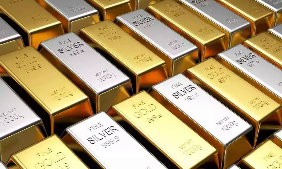 Gold Futures Rise On Fresh Positions