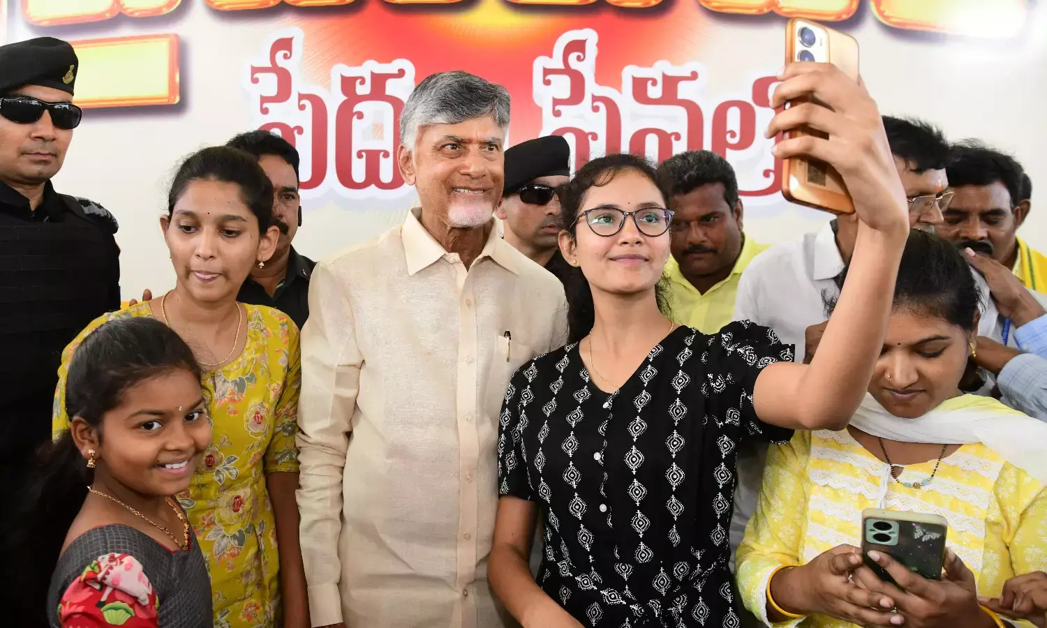 Illuminating lives of poor is real welfare: CM