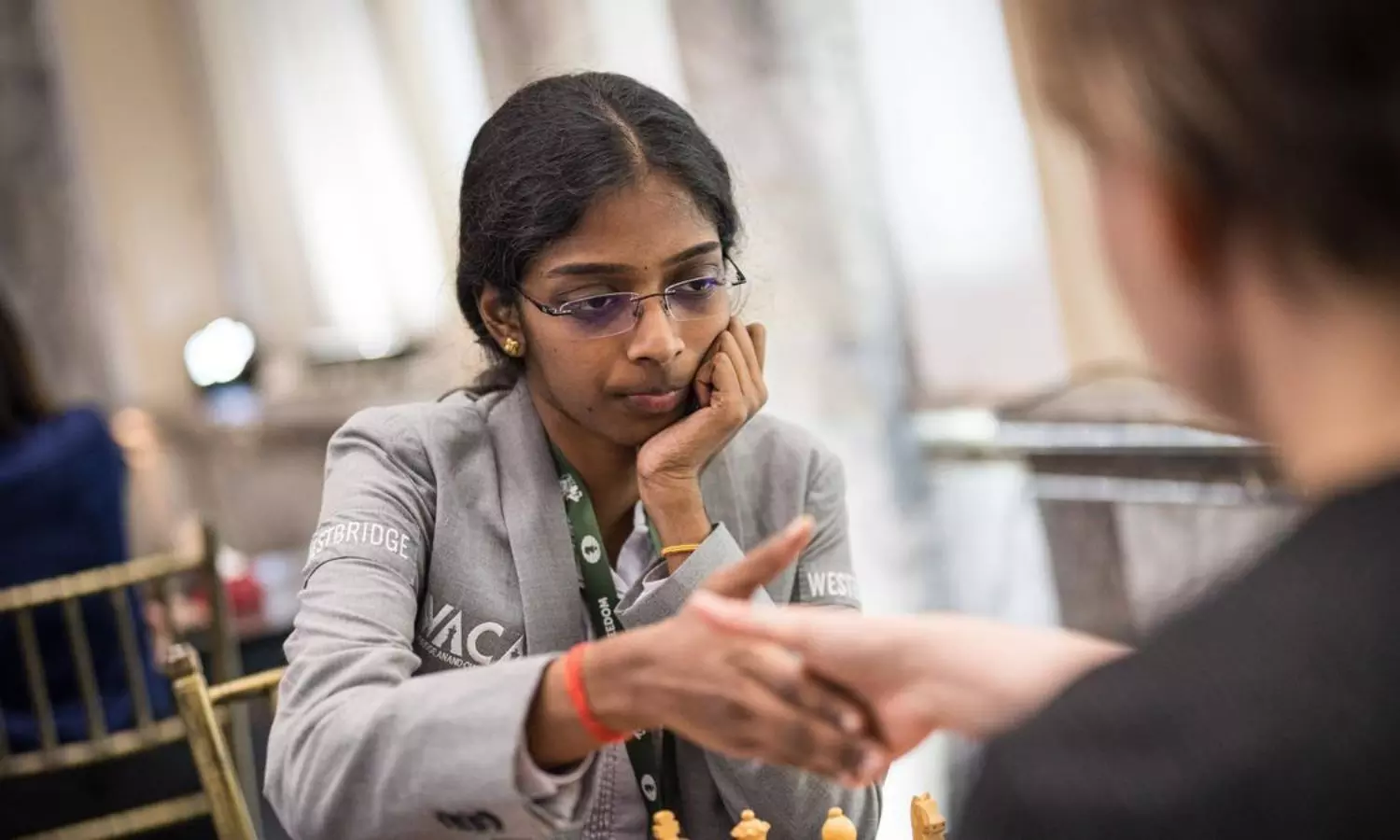 World Blitz Championship 2024 LIVE Updates, Day 1: Praggnanandhaa, Arjun bow out; Vaishali qualifies for knockouts; Humpy takes exit World Blitz Championship 2024 LIVE Updates, Day 1: Praggnanandhaa, Arjun bow out; Vaishali qualifies for knockouts; Humpy takes exit