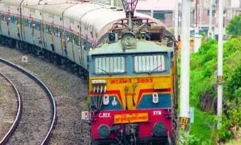 52 additional Special Trains to Clear Sankranti Rush