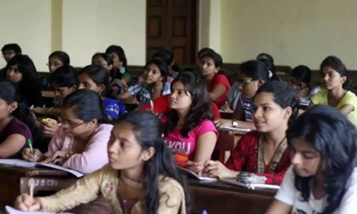 India Ranks Above Global Average In Speaking English: Pearson