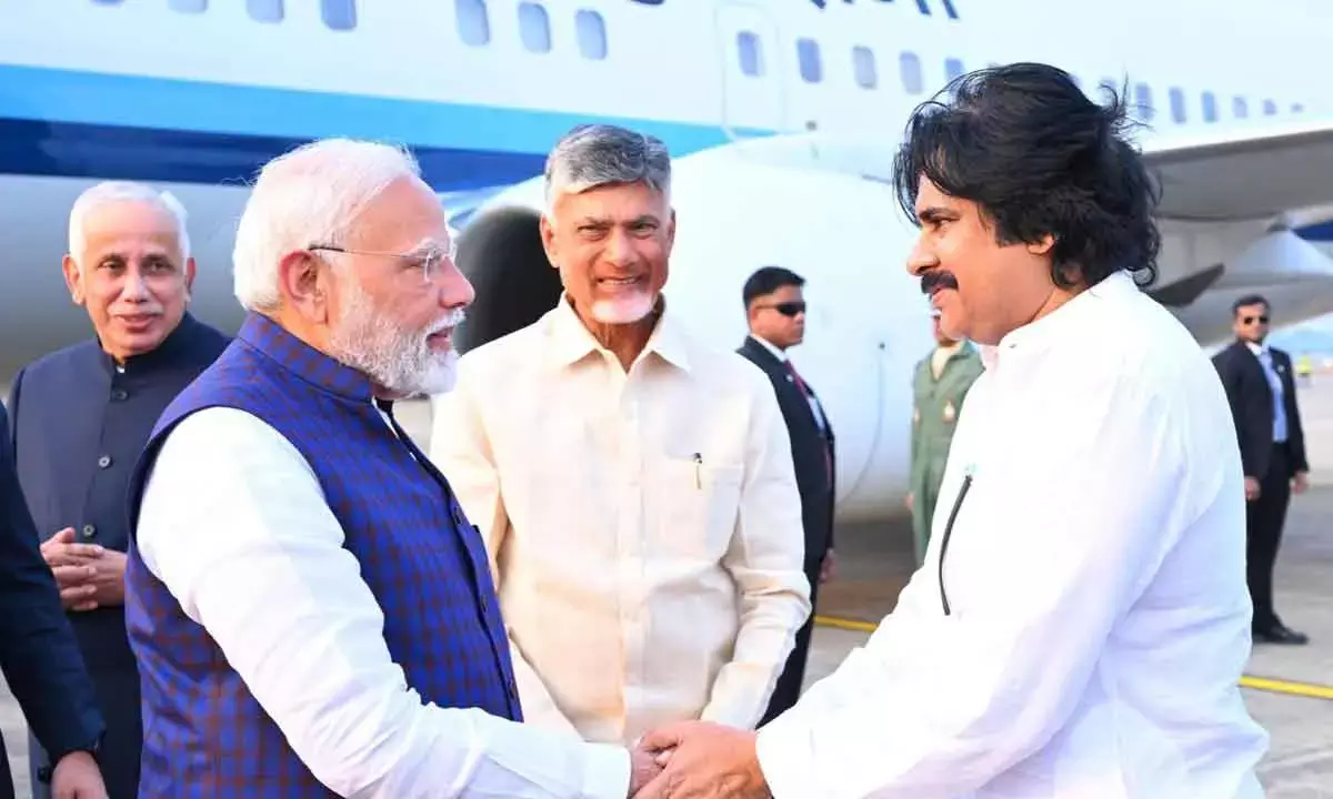 PM Lays Stone For Rs 2-Trn Projects