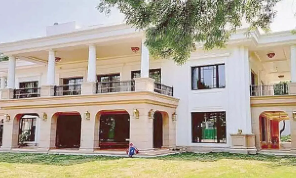 Showdown Between AAP, BJP Over Sheesh Mahal