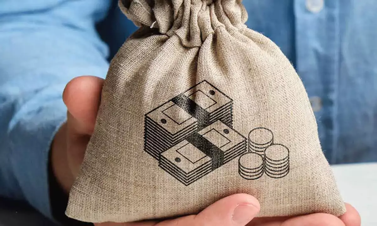 RIL, Infosys, Axis Bank, LTIMindtree earnings to influence market sentiment.