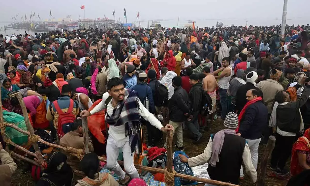 Kumbh Devotees Cautioned Against Scams