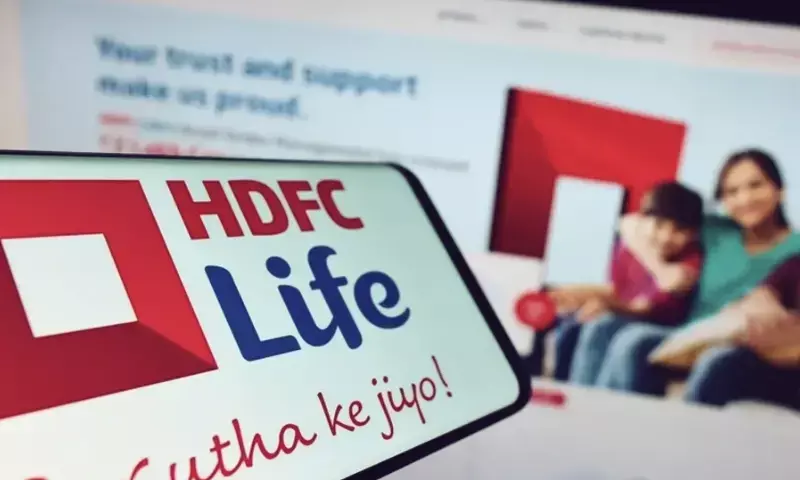 HDFC Life Q3 Results: PAT rises by 14% to ₹415 crore despite a drop in total income
