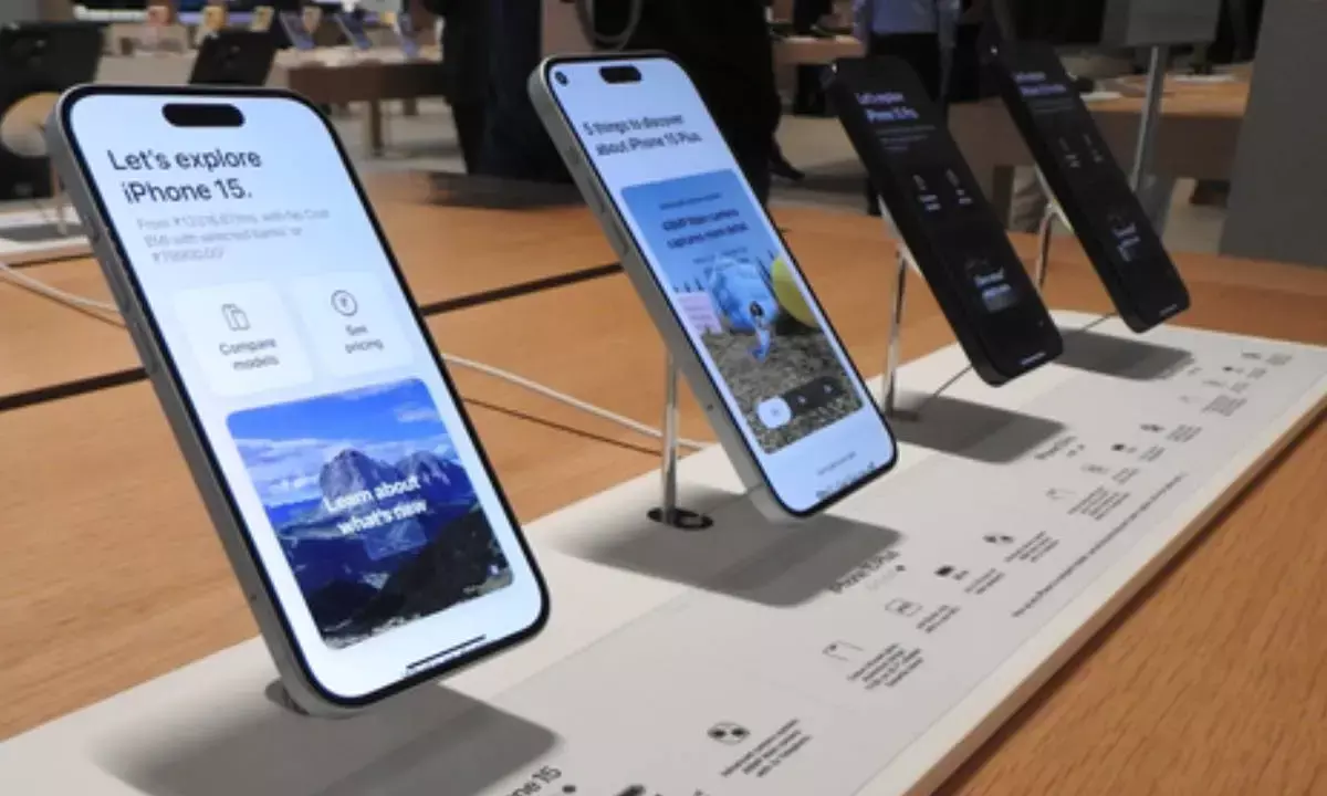 Apple enters top 5 smartphone players in India for 1st time with 10 pc market share