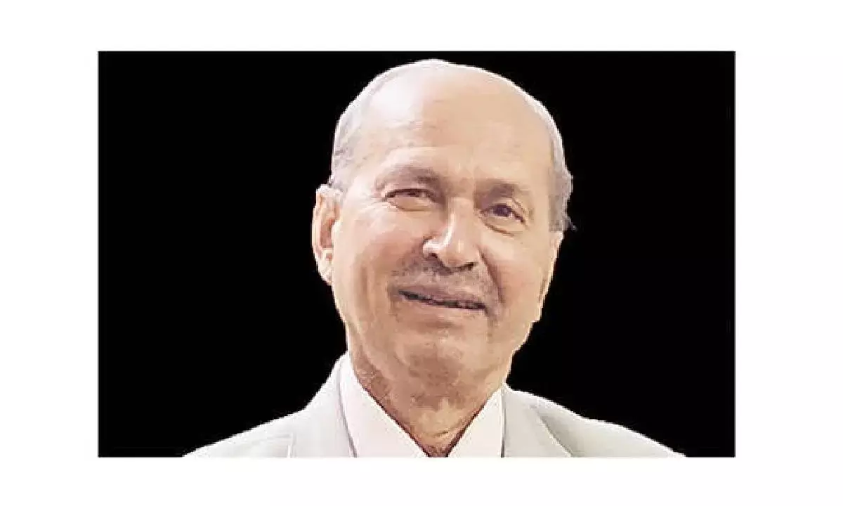 Ramesh takes charge as PCCM of SCR