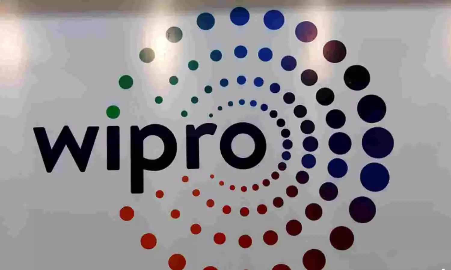 Wipro clocks 6.4 pc rise in Q4 net profit at Rs 3,569.6 crore