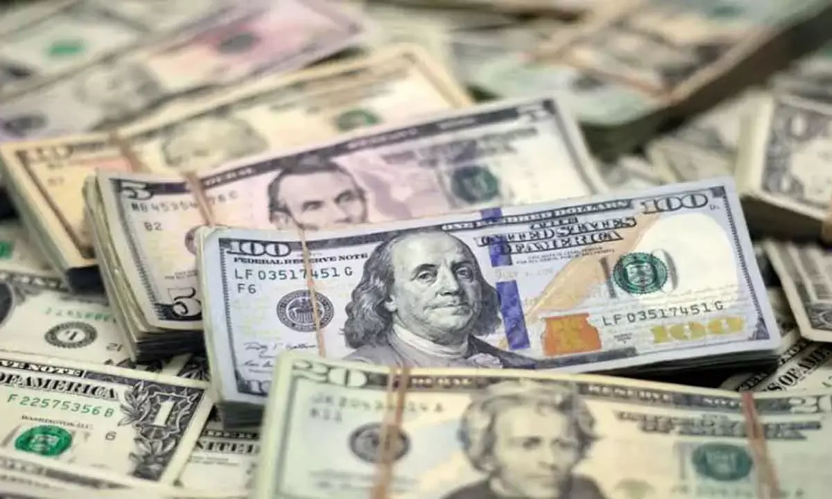 Indias forex reserves surge past $688 billion mark