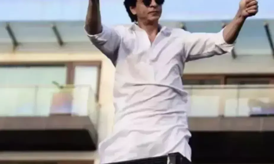 Shah Rukh Khan set to receive Rs 9 crore refund from Maharashtra Government over bungalow Mannats land fees