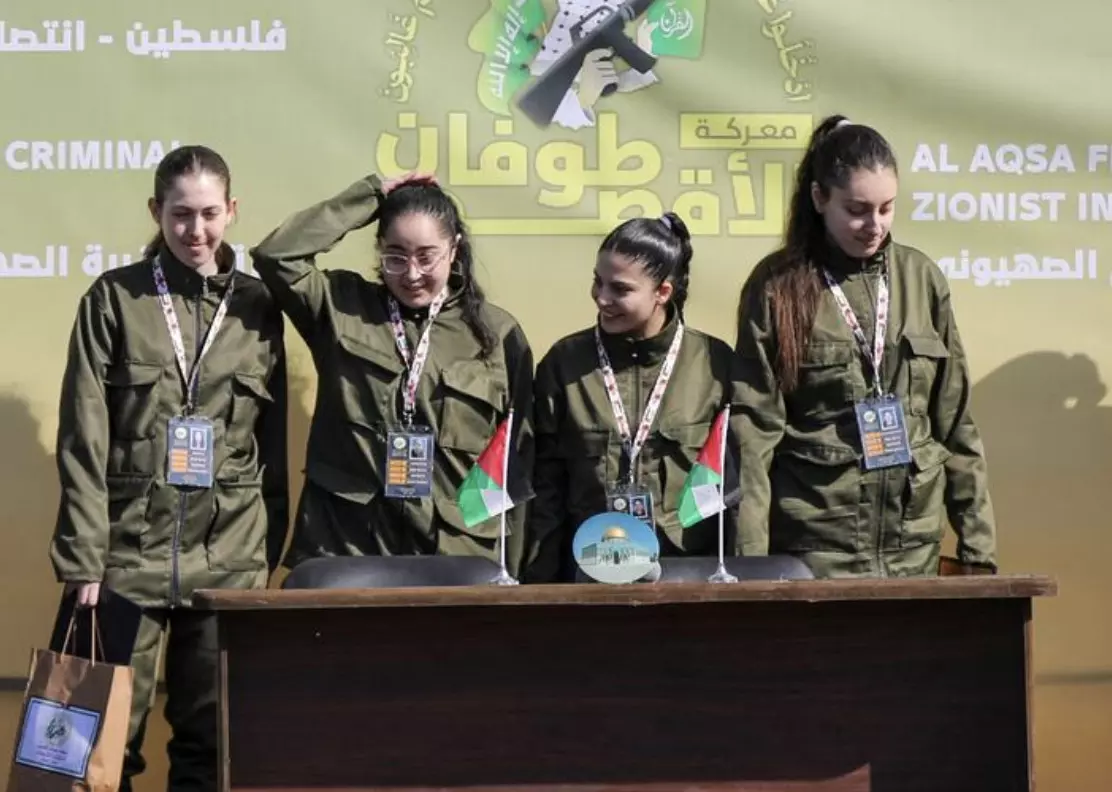 Gaza Ceasefire: Hamas releases 4 Israeli female soldiers Gaza Ceasefire: Hamas releases 4 Israeli female soldiers