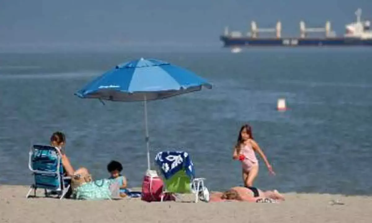 Indians To Prioritise Family Time Over Career Advancements In 2025: Report