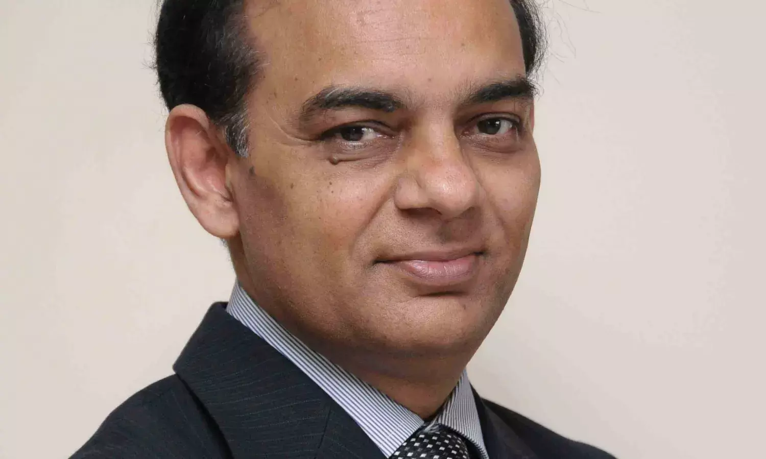 Sebi imposes Rs7L fine on Motilal Oswal Financial Services for violating broker rules