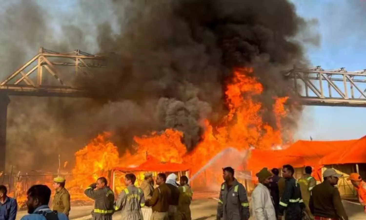Another Fire Breaks Out At Mahakumbh Mela 2025: What We Know So Far Another Fire Breaks Out At Mahakumbh Mela 2025: What We Know So Far