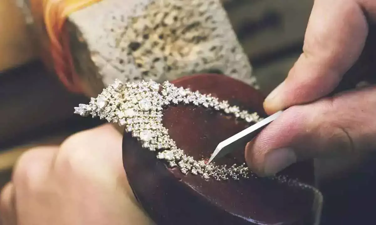 Duty Cut On Platinum Findings Good