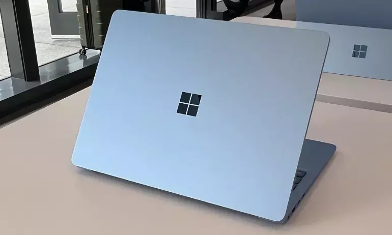Microsoft Surface laptop 7 review: AI meets the future of computing