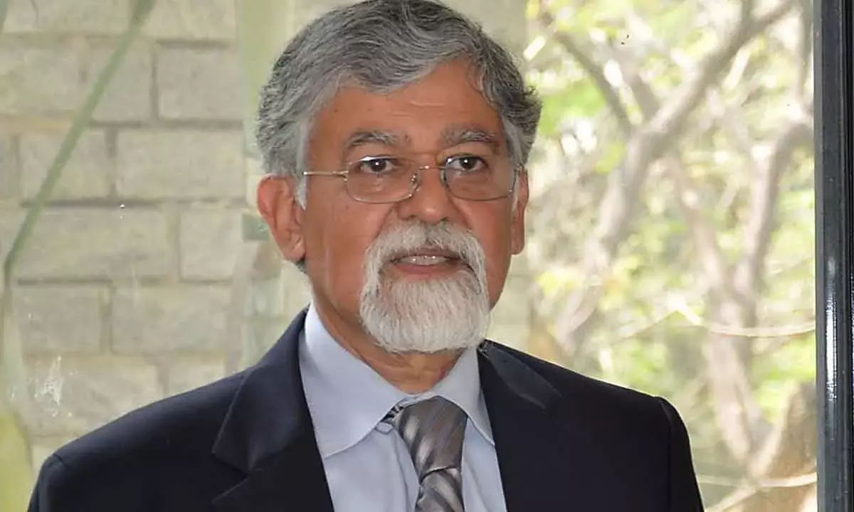 Stronger Greenback hammers down Re: NITI member